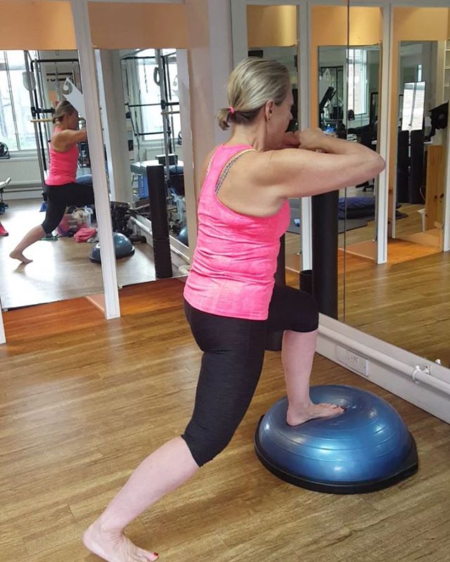 In the Pilates studio.

Lunges with your weight on an unstable base.
This helps all the muscles and core engage from your balancing foot ankle and leg to your core and glutes and tum.

However...on another level
It has just been suggested to me by my hip surgeon that anyone like me who has had a hip re-surface surgery procedure and has metal on metal in their hip -this could be having adverse effects as the flexion movement on the weight bearing leg can cause the metal on metal to rub more than usual.
Metal on metal hip replacements and resurfaces can cause metal ions (cobalt and chromium) to leak into the blood stream and give metal ion readings in the blood above normal levels. This could  cause future health issues.